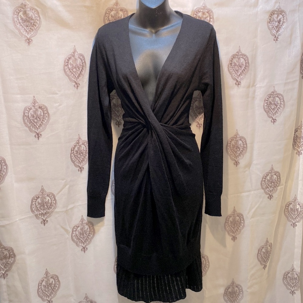XPOSE LONG SLV BLACK DEEP-CUT V SWEATER DRESS SZ L TIERED BOTTOM